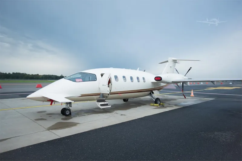 2003 Piaggio P-180 Avanti for sale