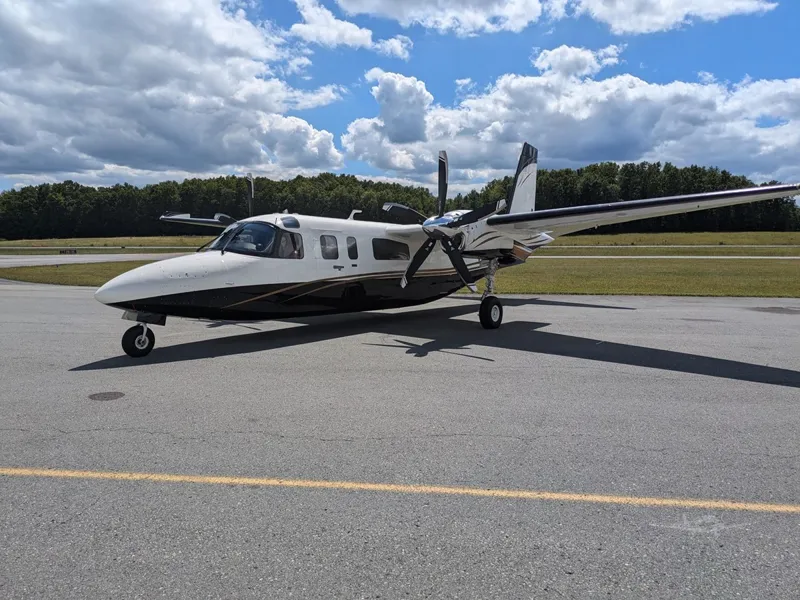 1979 Commander 690B for sale
