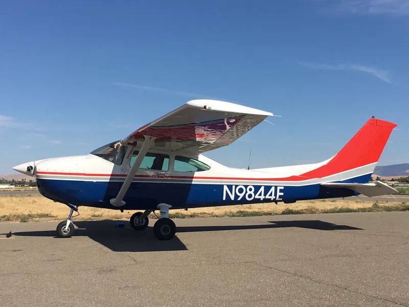 1985 Cessna 182R for sale