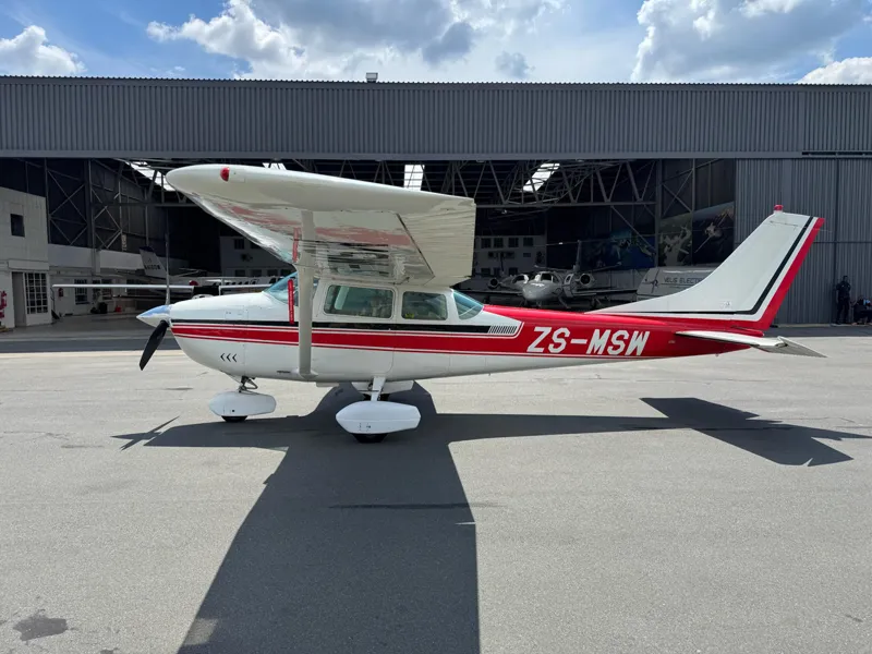Cessna Cessna 182P Skylane for sale