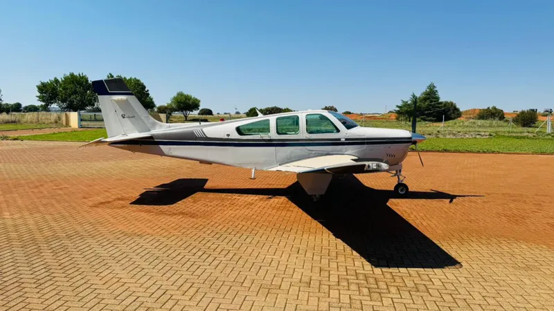 Beech Beech Bonanza F33A Bonanza F33A for sale