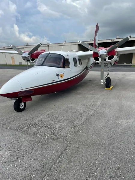 1962 Commander 680F for sale