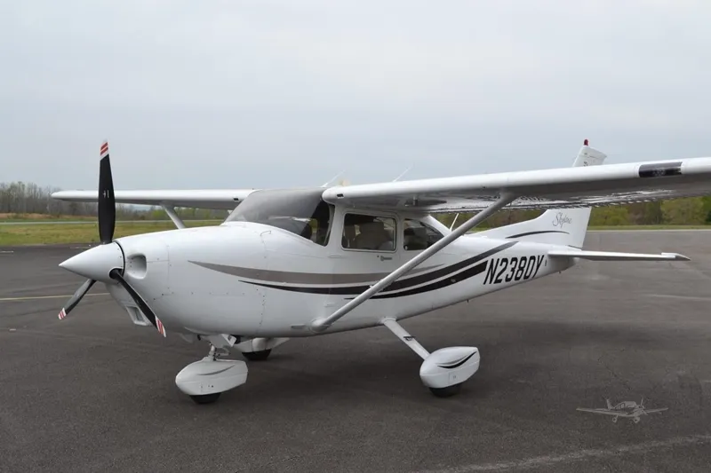 1999 Cessna 182S for sale