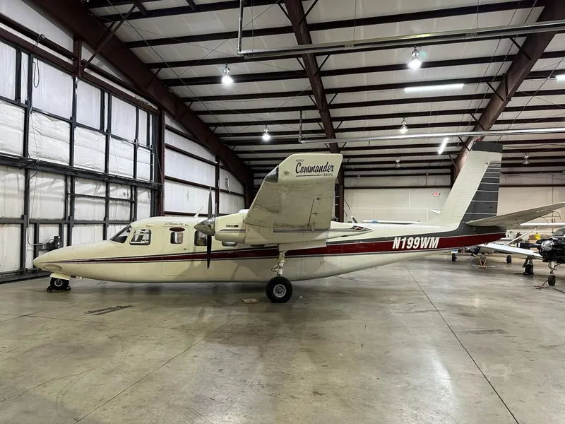 1964 Commander 680FL for sale
