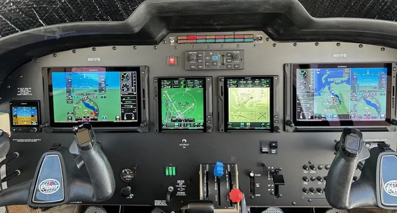 2003 Piper Saratoga for sale