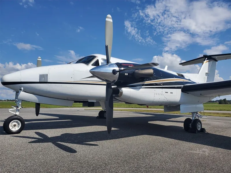 2004 Beechcraft King Air 350 for sale