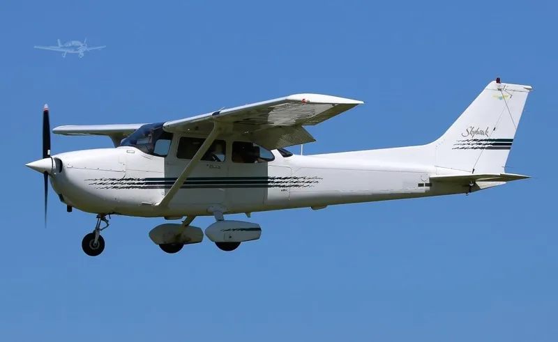 1997 Cessna 172R for sale
