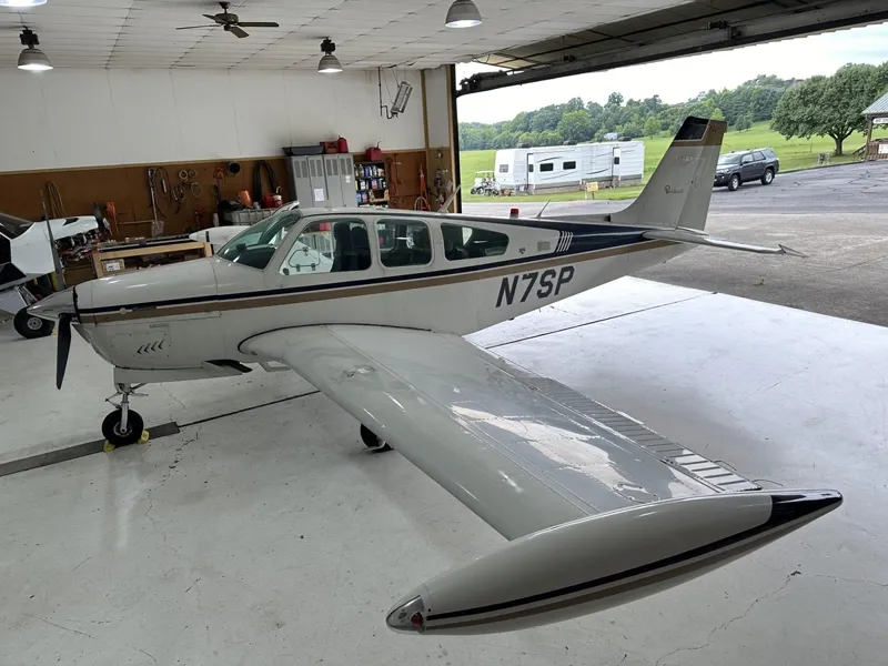 1982 Beechcraft Bonanza F33A for sale