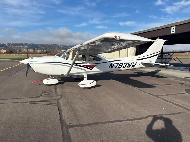 1998 Cessna 182S for sale