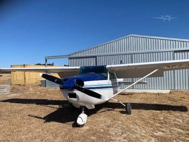 CESSNA 182 SKYLANE for sale