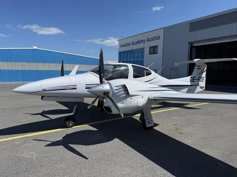 2005 Diamond DA42 for sale