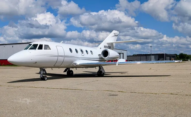 Dassault Falcon 20 F5