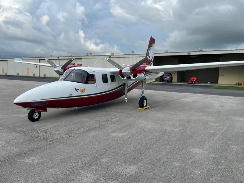 Commander 680F