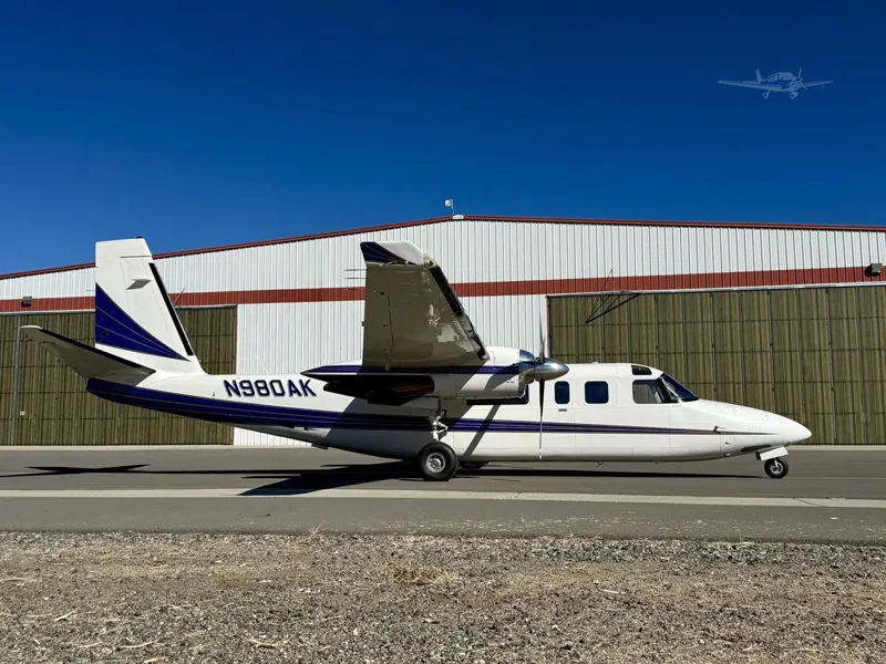 1980 Commander 840 for sale