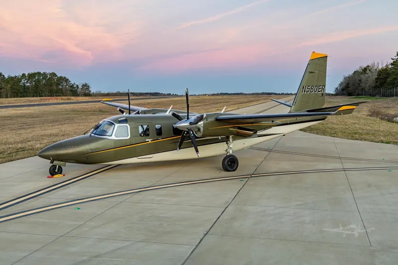 1981 Commander 840 for sale