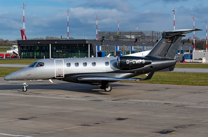 2016 Embraer Phenom 300 for sale