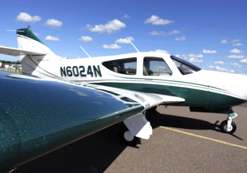 1994 Commander 114B for sale