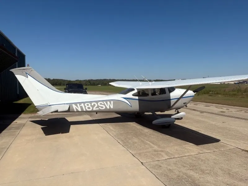 Cessna 182P for sale