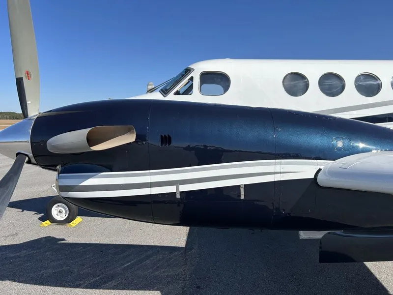 BEECHCRAFT KING AIR 200 for sale
