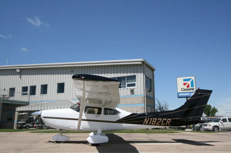 1998 Cessna 182 for sale