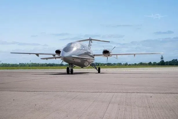 Piaggio P-180 Avanti II