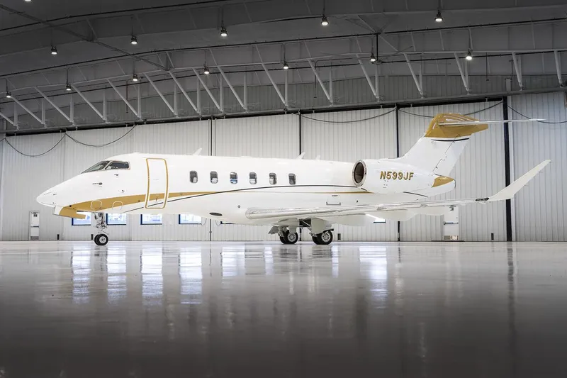2016 Bombardier Challenger 350 for sale