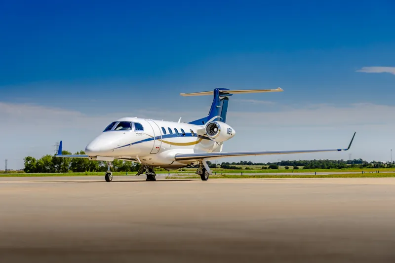 2016 Embraer Phenom 300 for sale