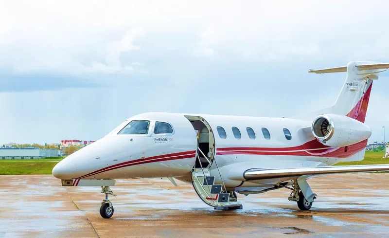 2017 Embraer Phenom 300 for sale