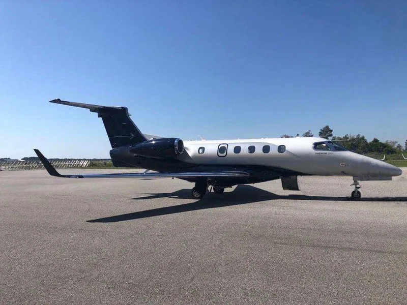 2019 Embraer Phenom 300 for sale