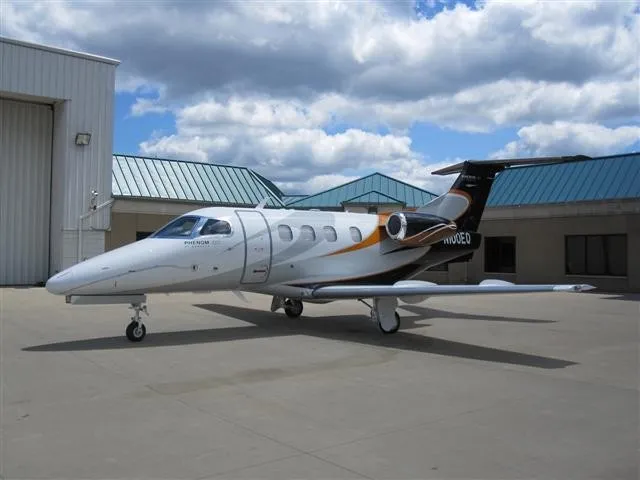 Embraer Phenom 100