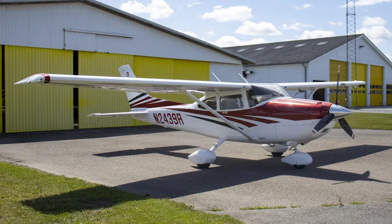 2006 Cessna 182T for sale