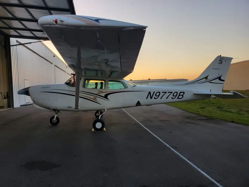 1981 Cessna 172RG Cutlass for sale