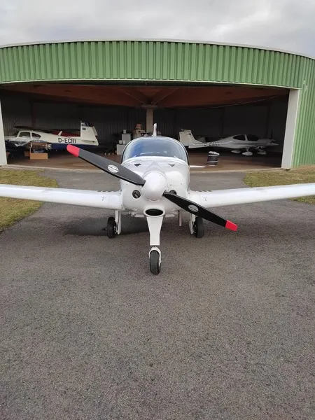 Alpi Aviation Aviation 300 Pioneer RG