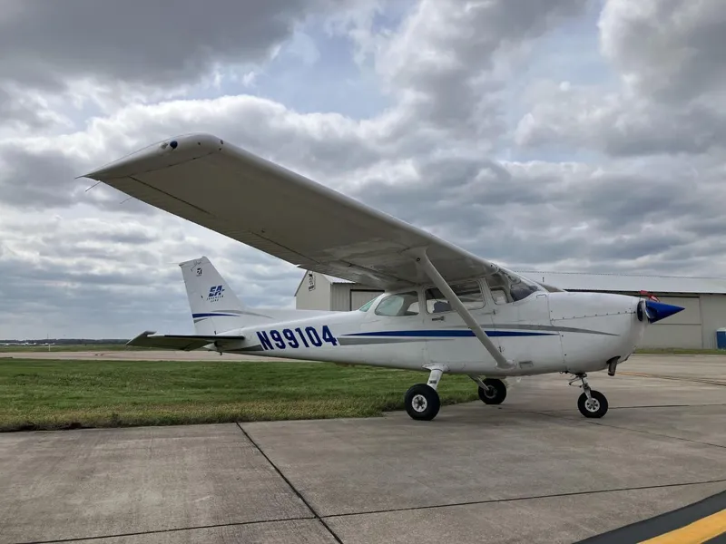 1985 Cessna 172P for sale