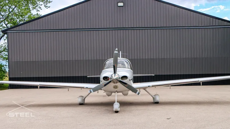 2002 Cirrus SR22 sold