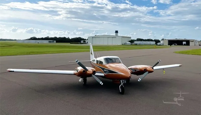 1964 Piper Twin Comanche for sale