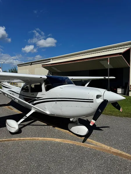 1998 Cessna 182S for sale