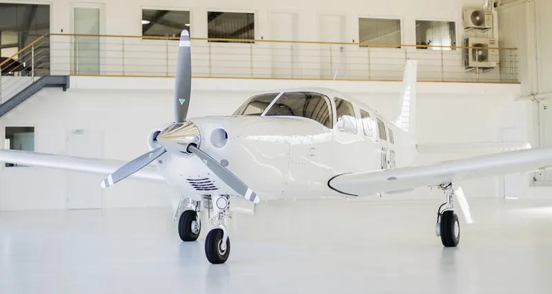 1998 Piper Saratoga for sale