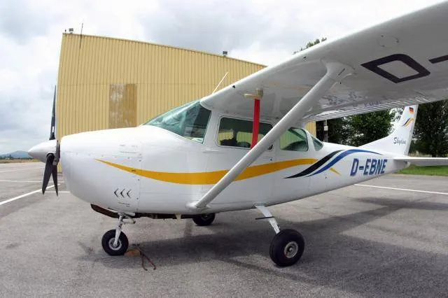 1962 Cessna 182 for sale