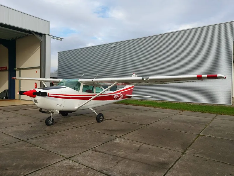 1970 Cessna 182 for sale