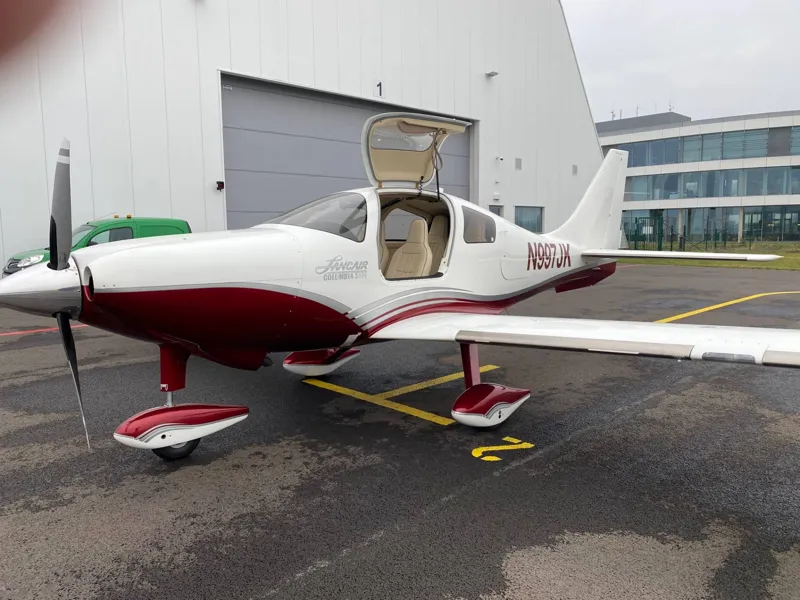 2005 Cessna 400 for sale