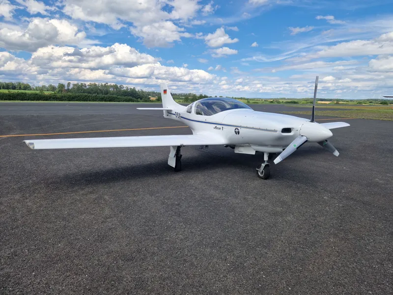 1990 Cessna 235 for sale