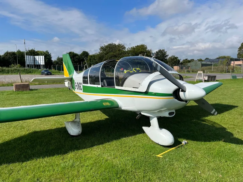 1979 Robin DR-400 180R Remorqueur for sale