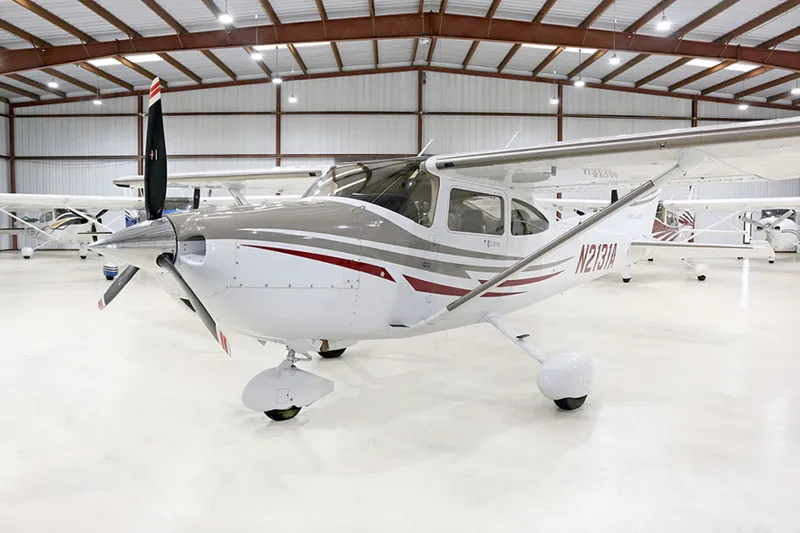 2005 Cessna 182T for sale
