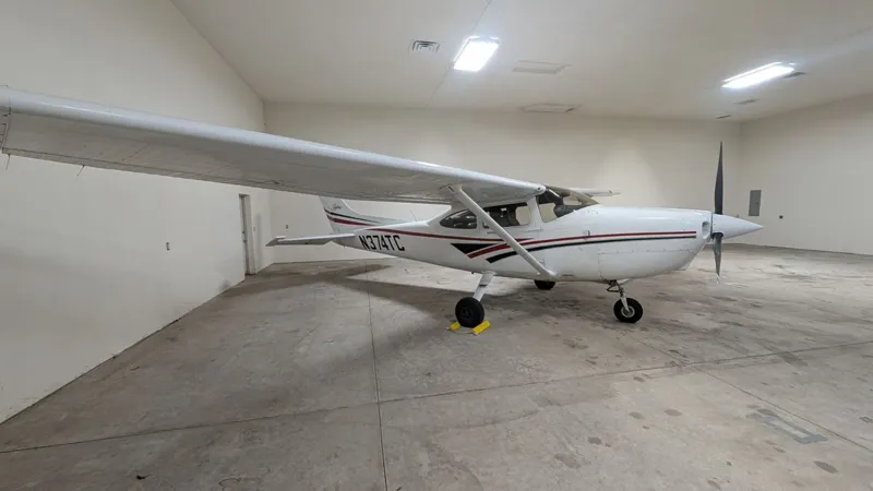 1998 Cessna 182S for sale