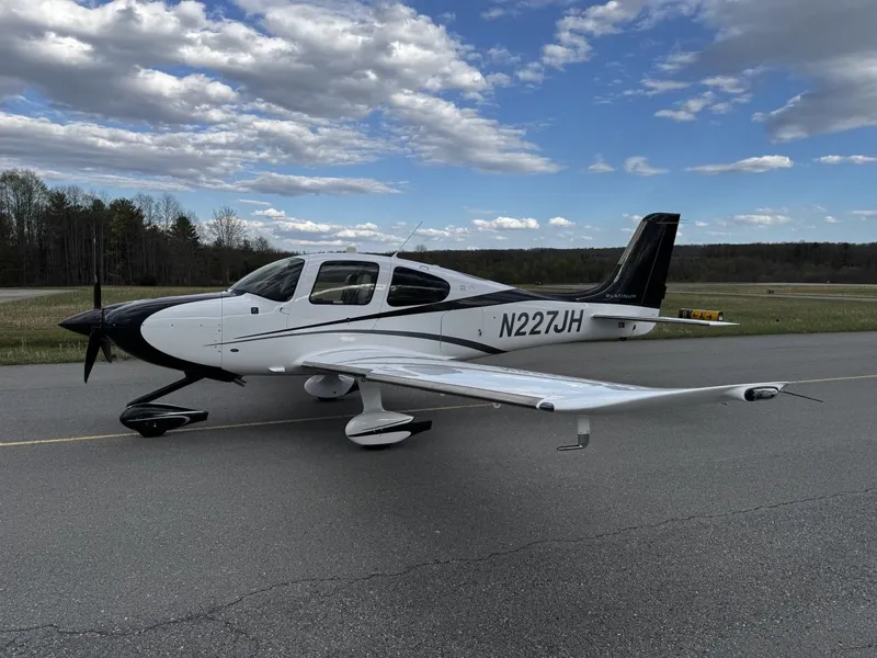 2015 Cirrus SR22 for sale