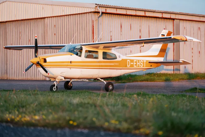 1975 Cessna 210 for sale
