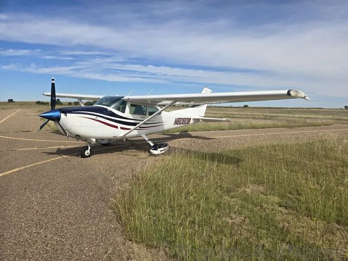 Cessna 182T for sale
