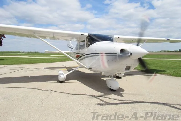 1998 Cessna 182S for sale
