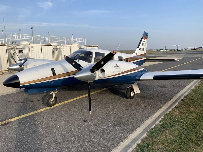 2000 Piper Seneca for sale
